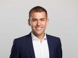 Dr. Vincent Stelzhammer